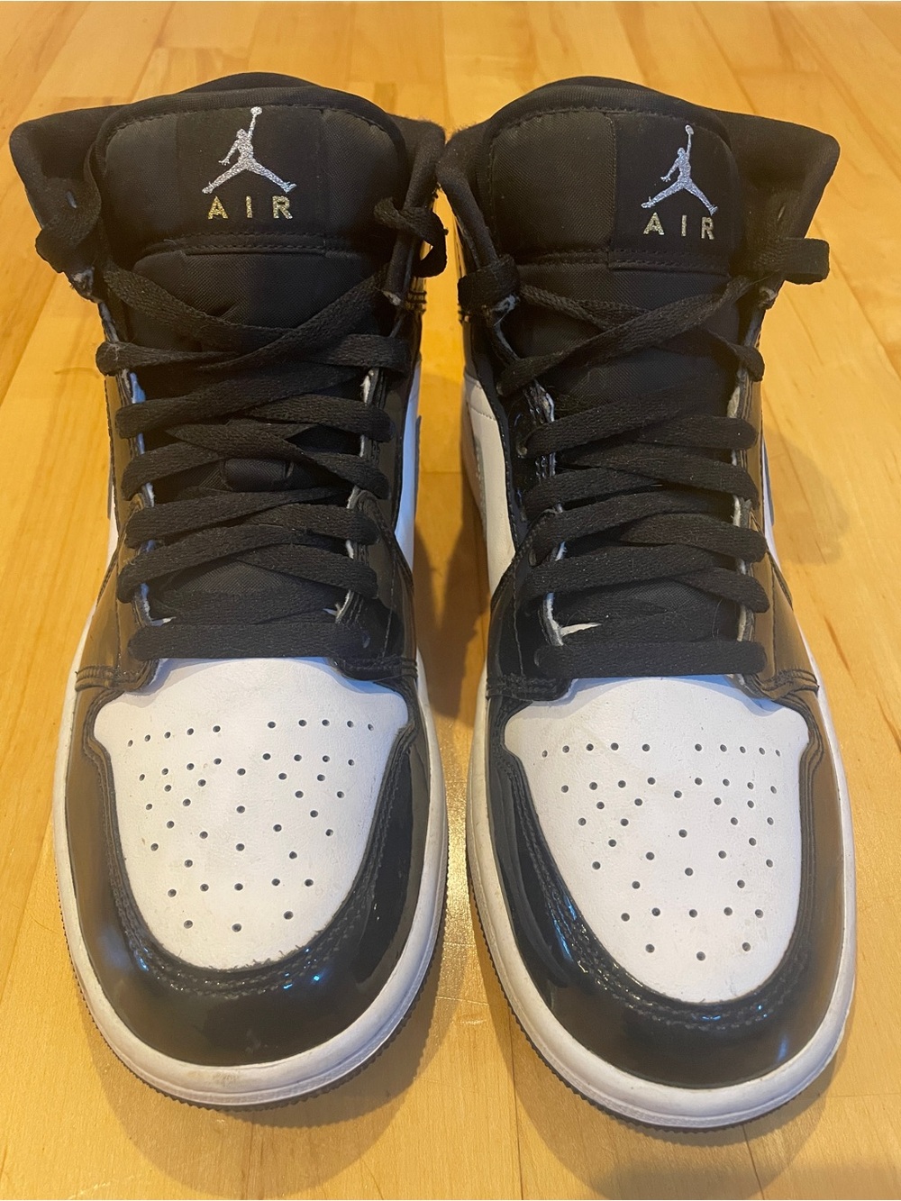 Nike Air Jordan High-Top Sneakers - Black & White